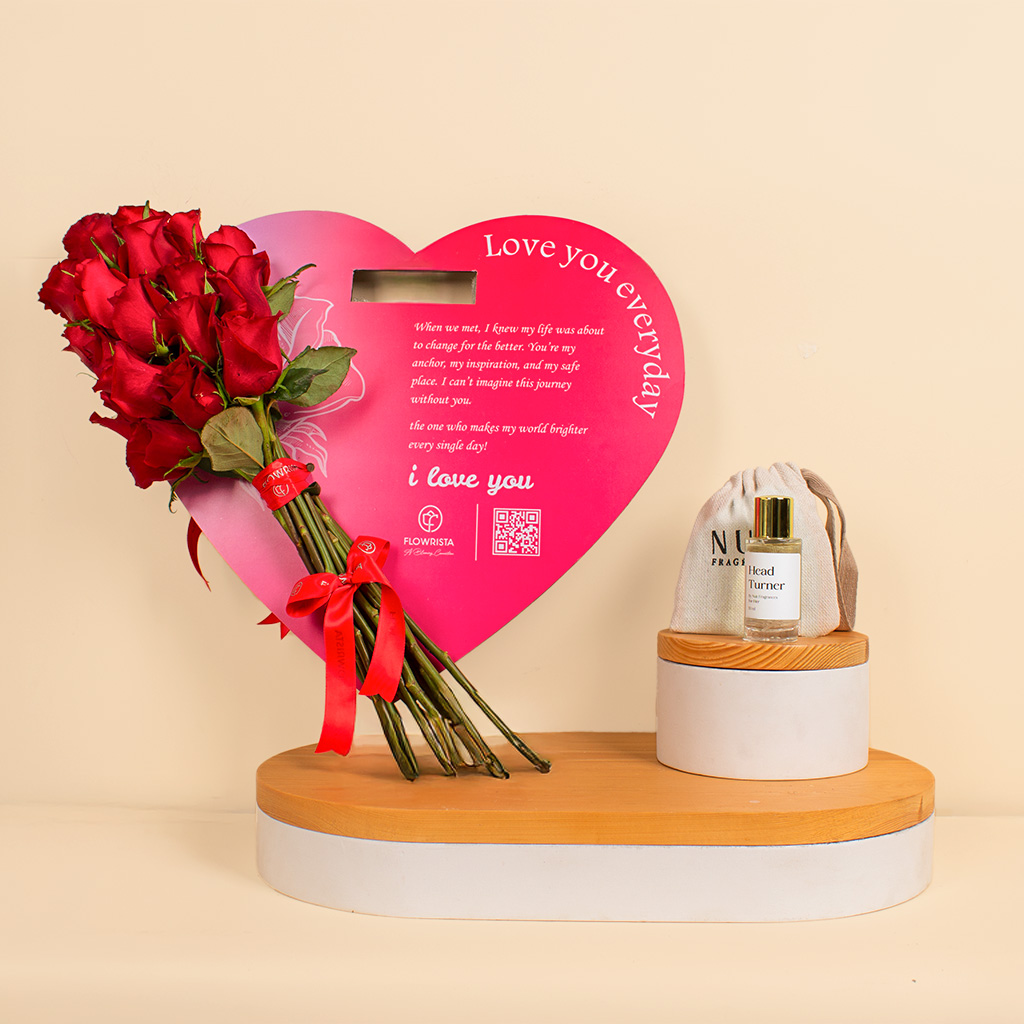 Flowrista Online Flowers Shop نويت هيد تيرنر مع القلب الخاص 15 وردة