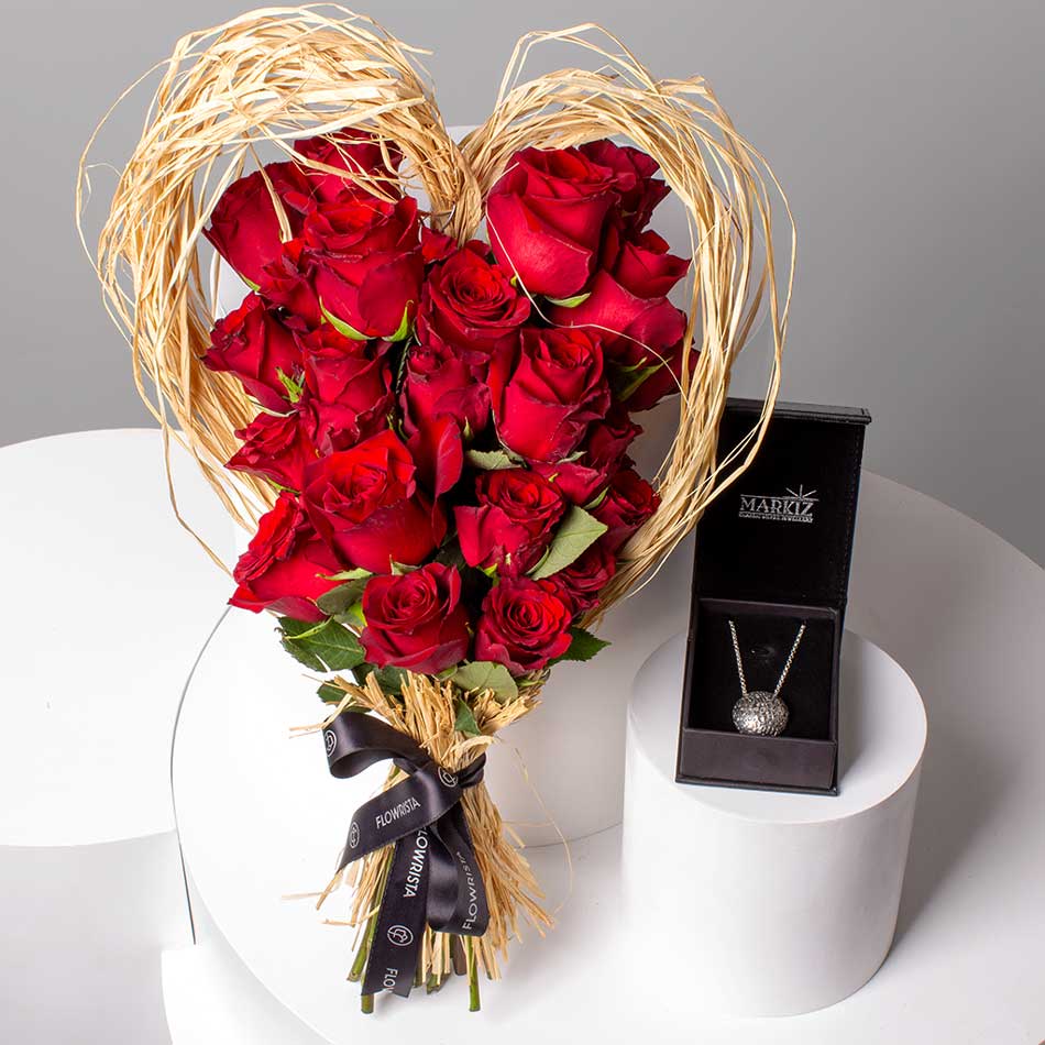 Flowrista Online Flowers Shop Markiz necklace and 20 red roses