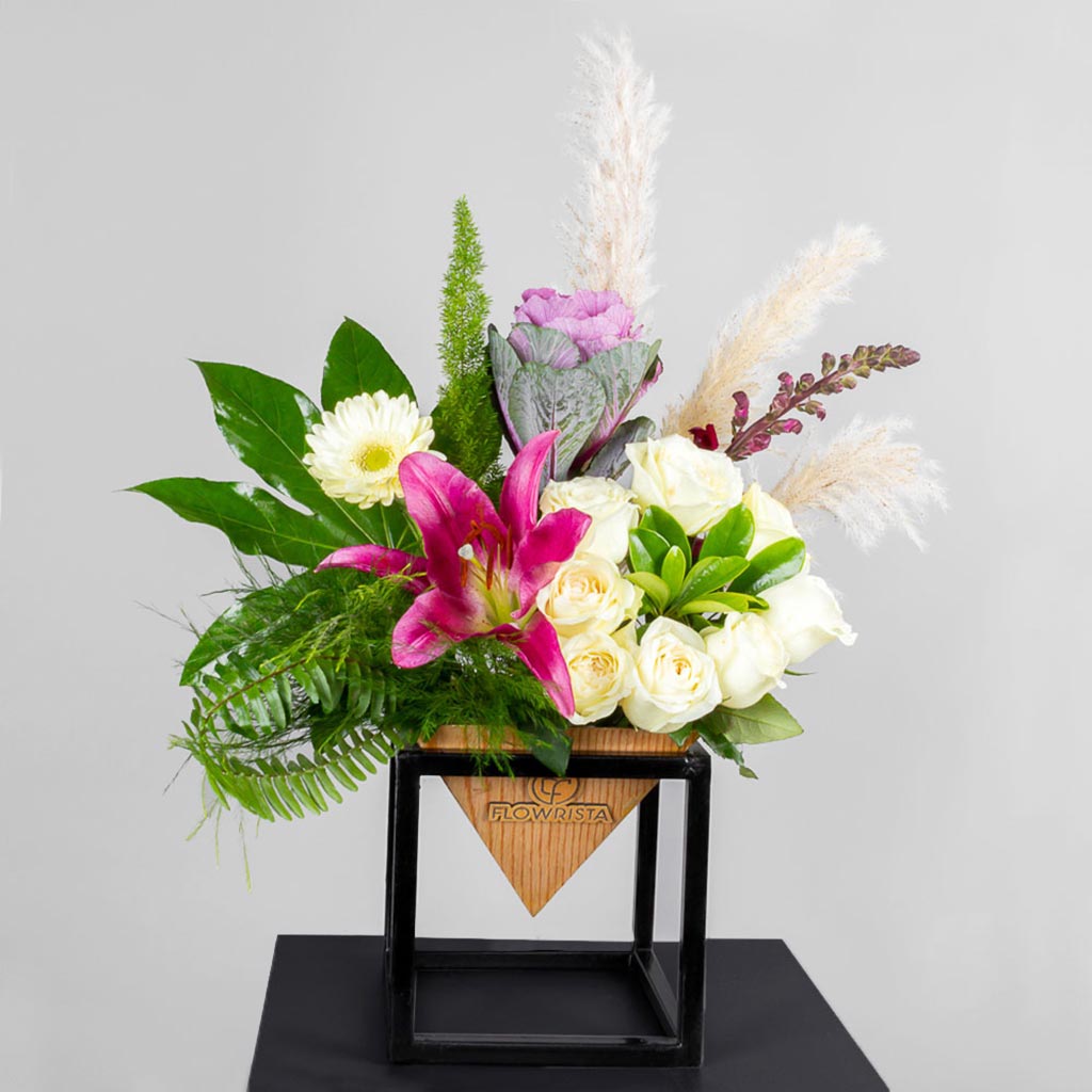 Blushing Love Your Best Way to Same Day Flowers Delivery Online | Flowrista