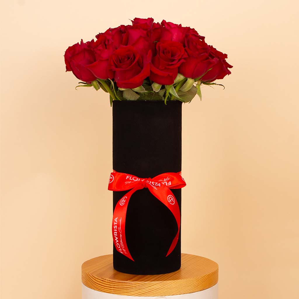 Flowrista Online Flowers Shop مزهرية قرمزية - ٢٠ وردة حمراء